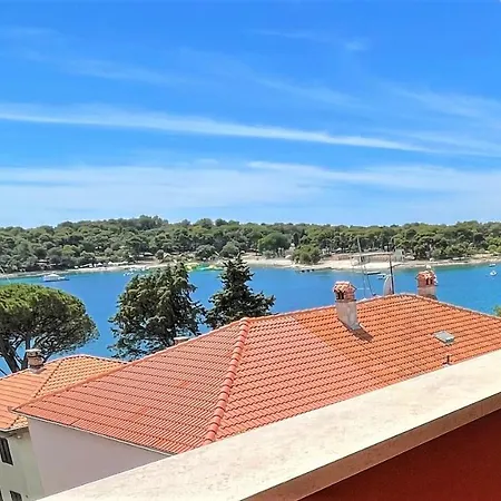 Red&green Apartment Pula